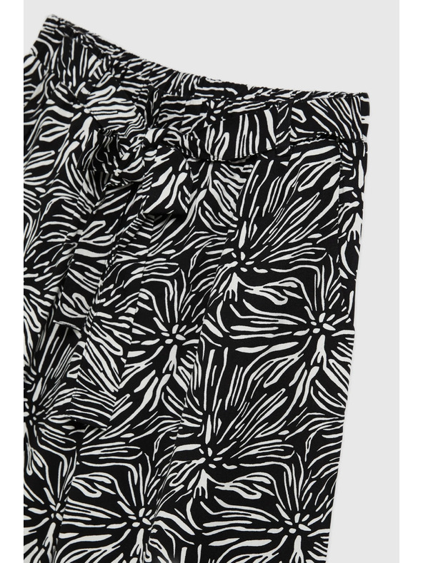 Moodo Черни панталонки-пола с десен Moodo