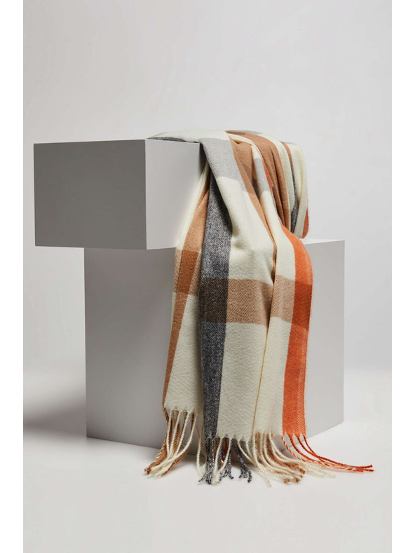 Moodo Оранжев шал на квадратчета с ресни Moodo