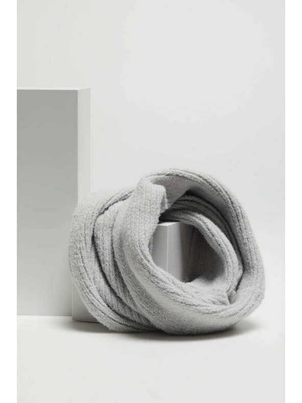 Moodo Гладък шал с металическа нишка Moodo