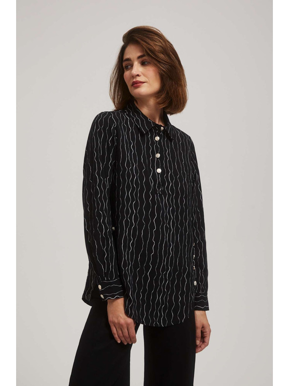 Moodo Черна блуза с декоративни копчета и фин десен Moodo