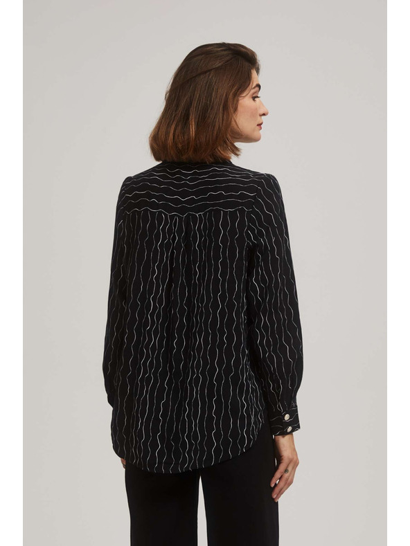 Moodo Черна блуза с декоративни копчета и фин десен Moodo