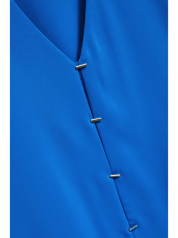 Moodo Риза с V-образен деколте и фини копчета в цвят азур Moodo