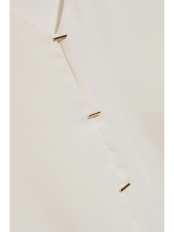 Moodo Риза с V-образен деколте и фини перлени копчета перлена Moodo