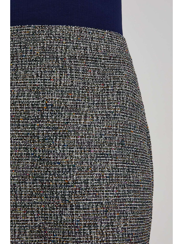 Moodo Прилепнала черна пола Moodo