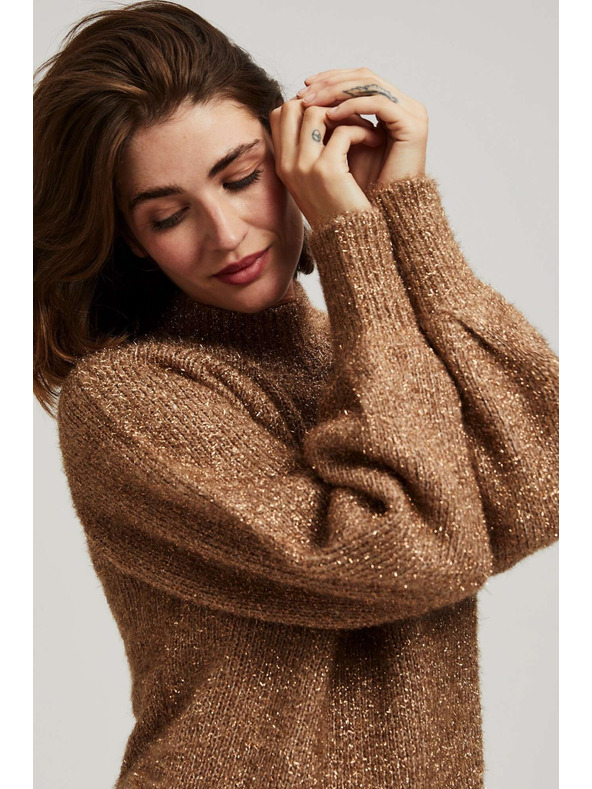 Moodo Суитшърт с висока яка, декориран с метализирана нишка в бежово Moodo