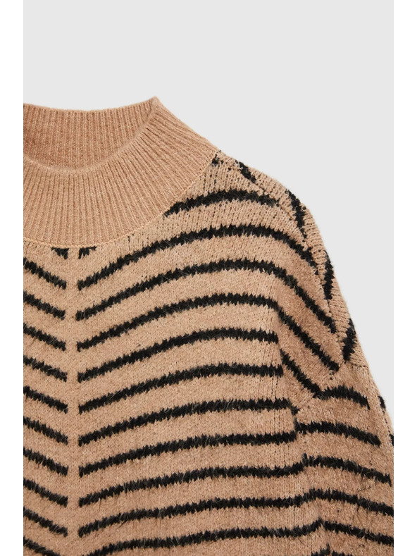 Moodo Бежово-черен суитшърт с райета Moodo