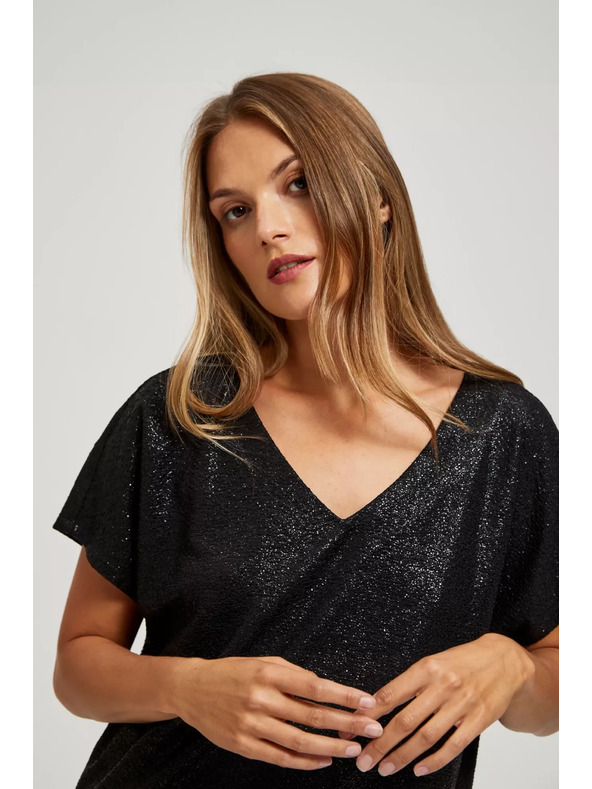 Moodo Елегантна черна блуза с V-образно деколте от лъскав материал Moodo