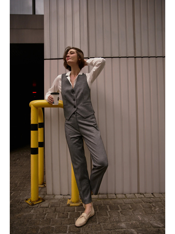 Moodo Елегантна сива жилетка Moodo