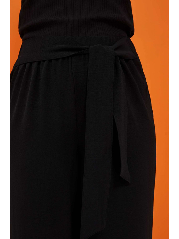 Moodo Панталони със завързване в талията Moodo