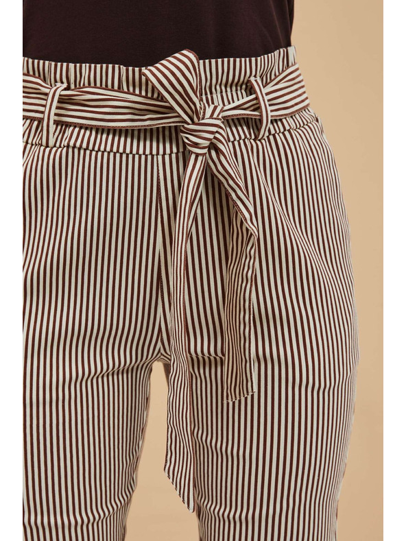 Moodo Раирани панталони с колан в талията Moodo