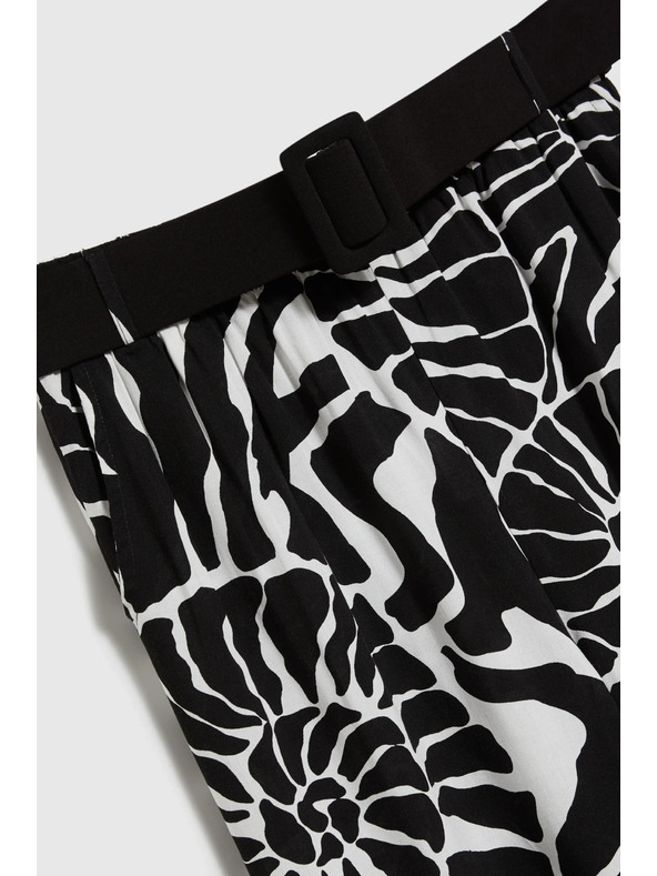 Moodo Вискозни панталони с колан черни Moodo