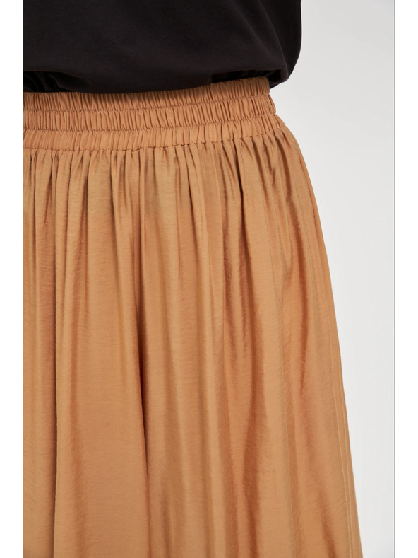 Moodo Вискозни панталони с широки крачоли в бежово Moodo