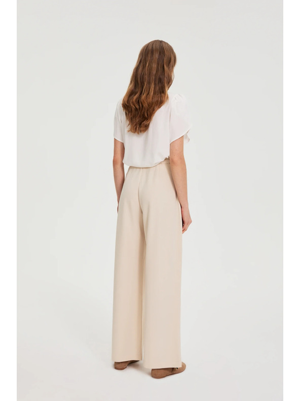 Moodo Бежови панталони с колан Moodo