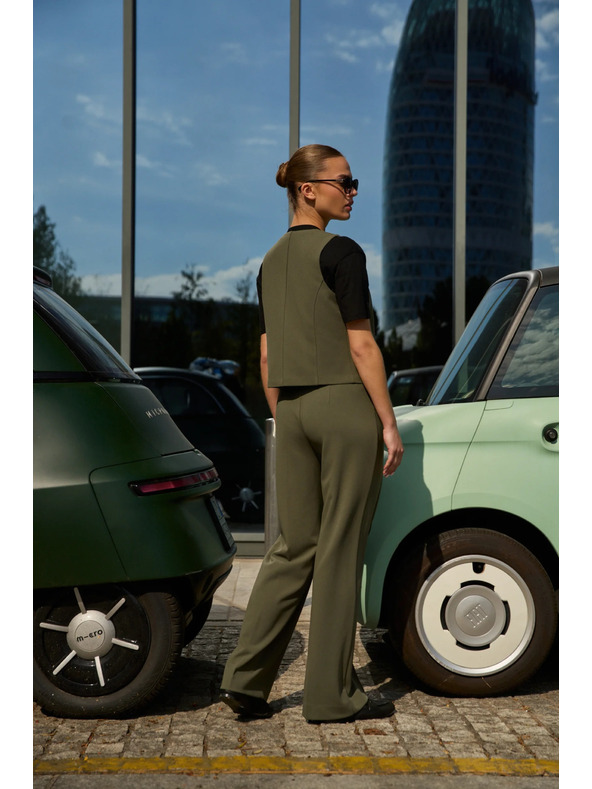 Moodo Гладки панталони в маслинено Moodo