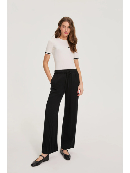 Moodo Черни вискозови панталони Moodo