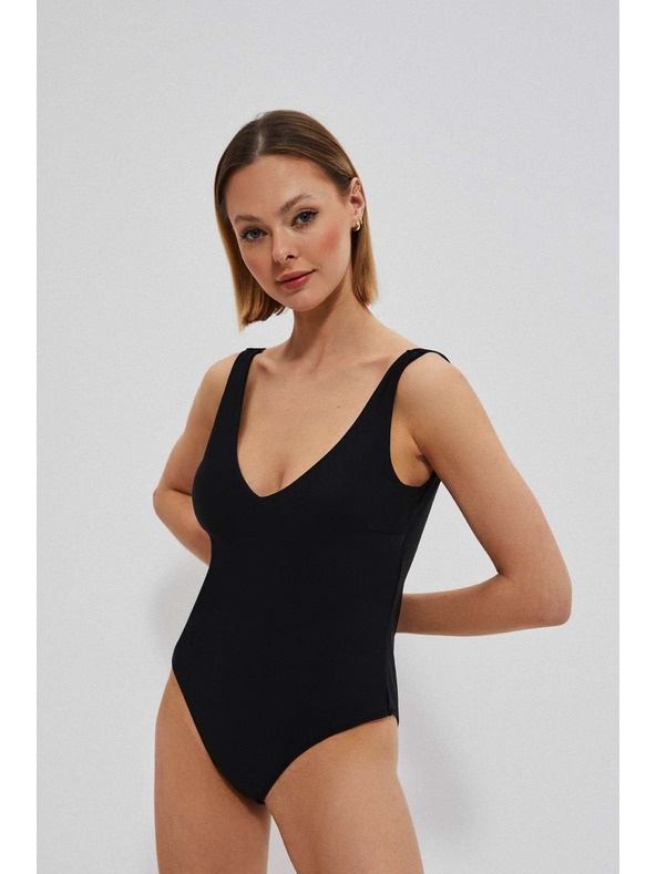 Moodo Гладък цял бански костюм в черно Moodo