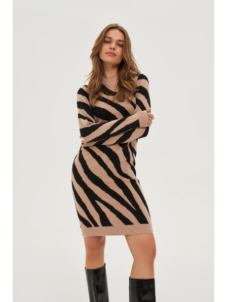 Moodo Прилепнали бежови рокли Moodo