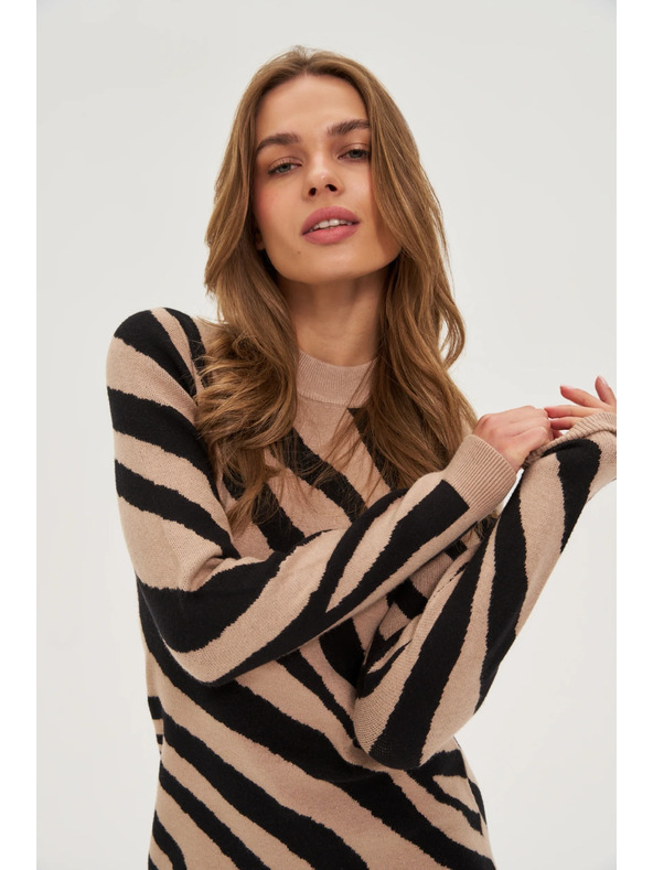 Moodo Прилепнали бежови рокли Moodo