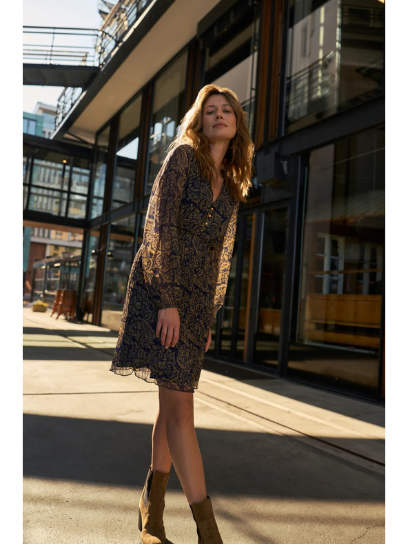 Moodo Щампосани рокли в тъмно синьо Moodo