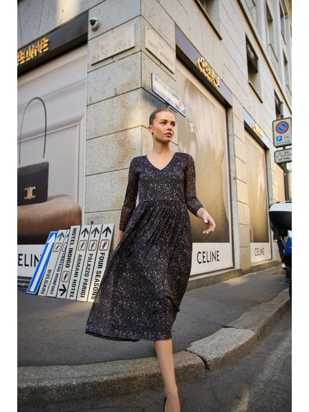 Moodo Черни миди рокли Moodo