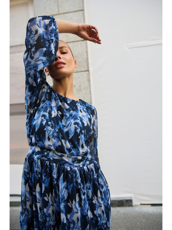 Moodo Плисирани рокли в тъмно синьо Moodo