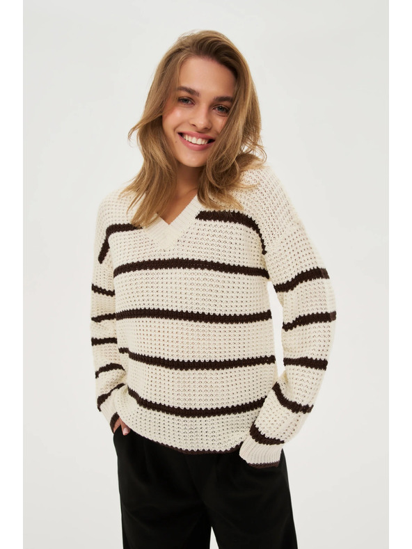 Moodo Бежов пуловер с райета Moodo