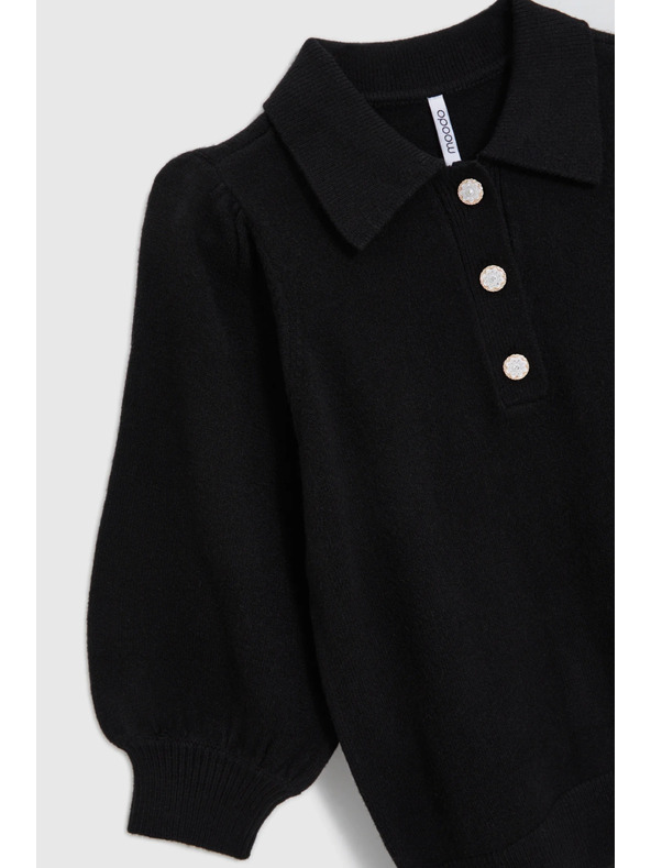 Moodo Пуловер с яка в черно Moodo