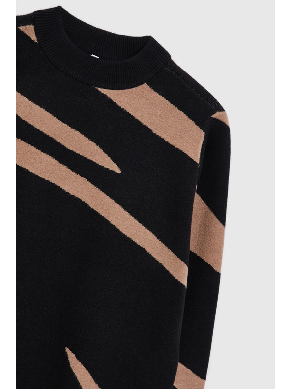 Moodo Черен суитшърт с животински принт Moodo