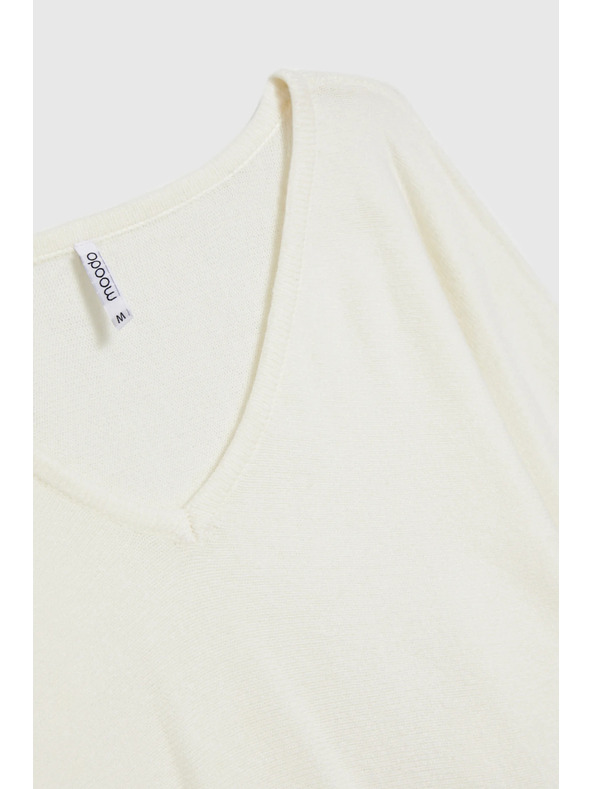 Moodo Суитшърт с V-образно деколте екрю Moodo