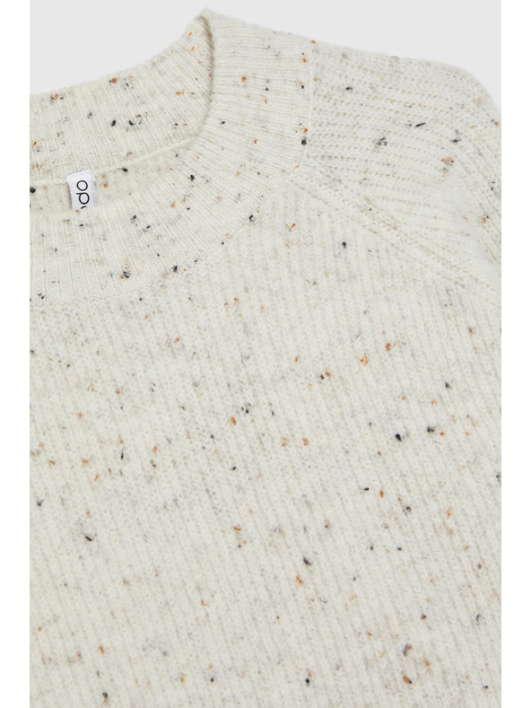 Moodo Суитшърт с прост крой в екрю Moodo