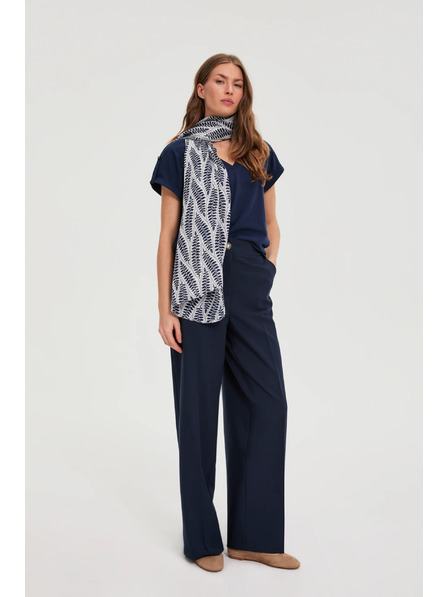 Moodo Шал с растителен десен в тъмносиньо Moodo