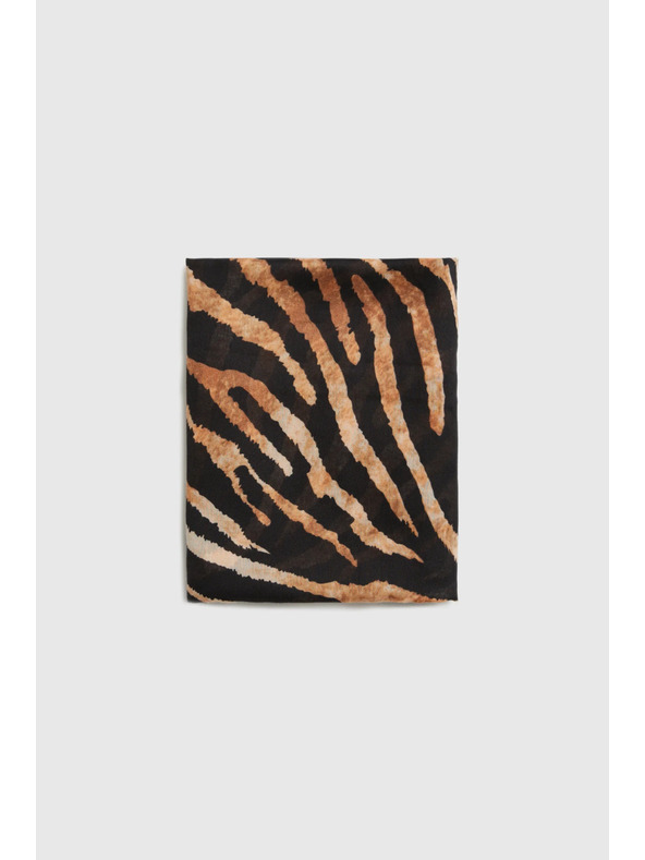 Moodo Шал с животински десен в черно Moodo