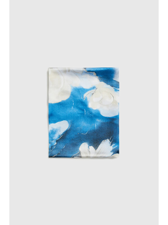 Moodo Шал с цветен десен в светлосиньо Moodo