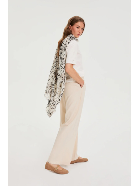 Moodo Дълъг шал в сиво Moodo