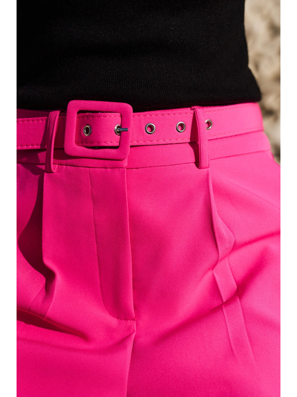 Moodo Фуксиеви къси панталони с колан Moodo