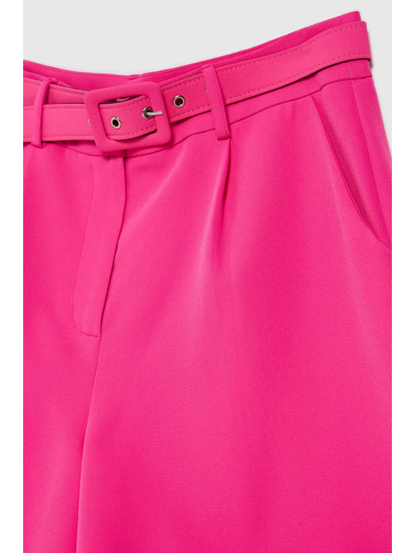Moodo Фуксиеви къси панталони с колан Moodo