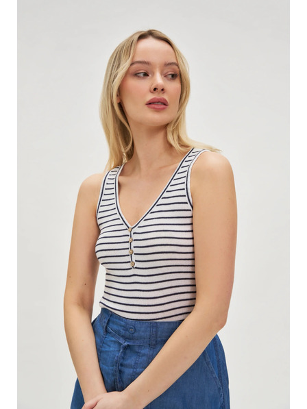 Moodo Бял раиран топ с копчета Moodo