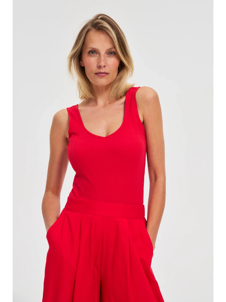 Moodo Ребрест топ в червено Moodo