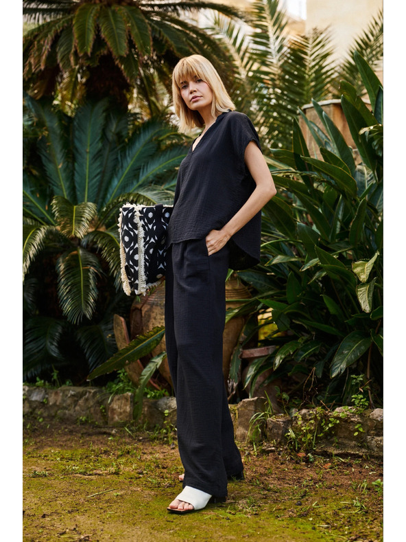 Moodo Голяма чанта с ресни черна Moodo