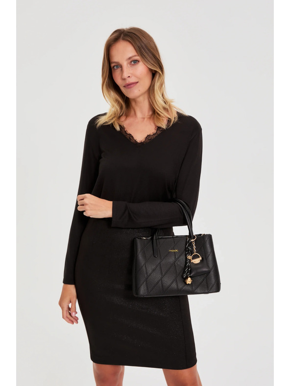 Moodo Черна чанта с висулка Moodo