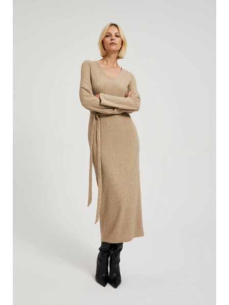 Moodo Ребровани бежови миди рокли Moodo