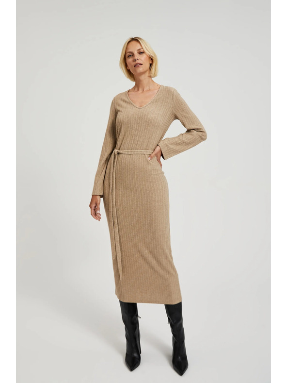 Moodo Ребровани бежови миди рокли Moodo