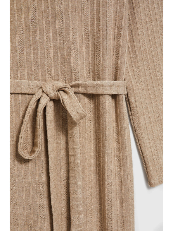 Moodo Ребровани бежови миди рокли Moodo