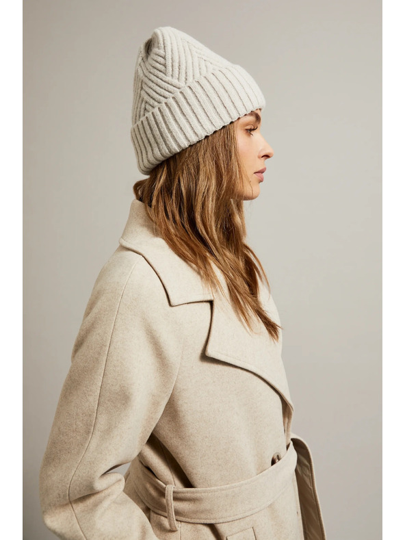 Moodo Топла бежова шапка с вълнена добавка Moodo