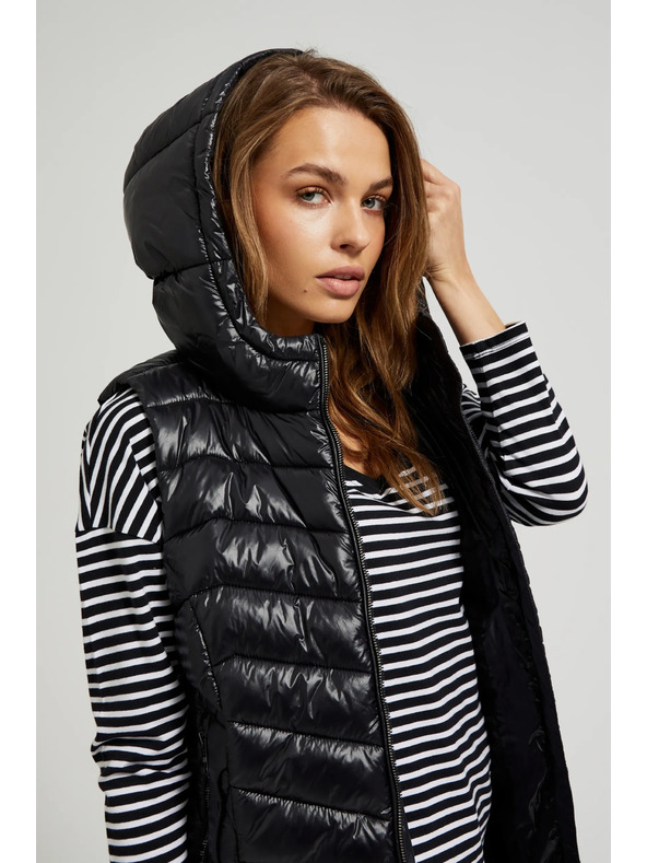 Moodo Стеган елек с цип в черно Moodo