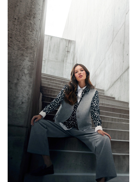 Moodo Елегантна сива жилетка Moodo