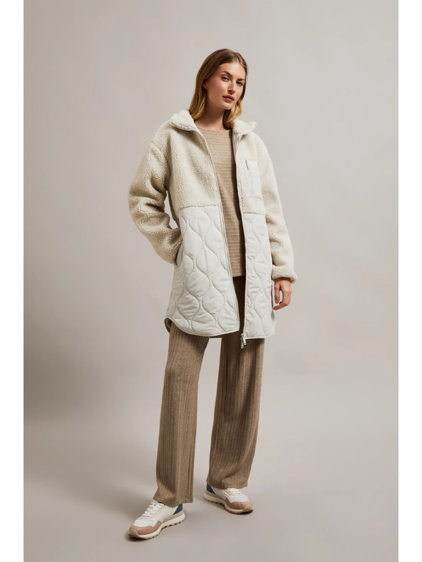 Moodo Бежово плюшено яке Moodo