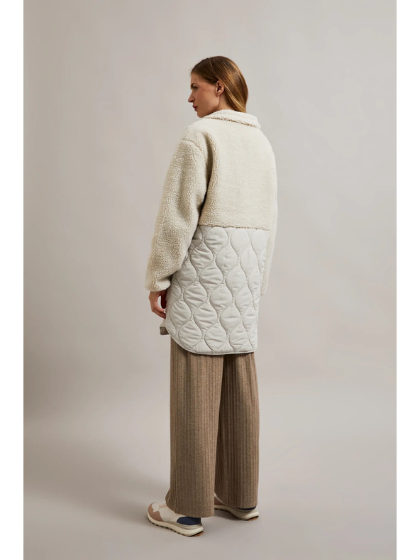 Moodo Бежово плюшено яке Moodo