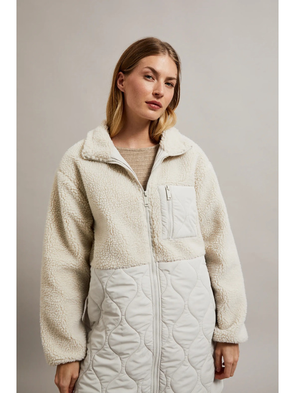 Moodo Бежово плюшено яке Moodo