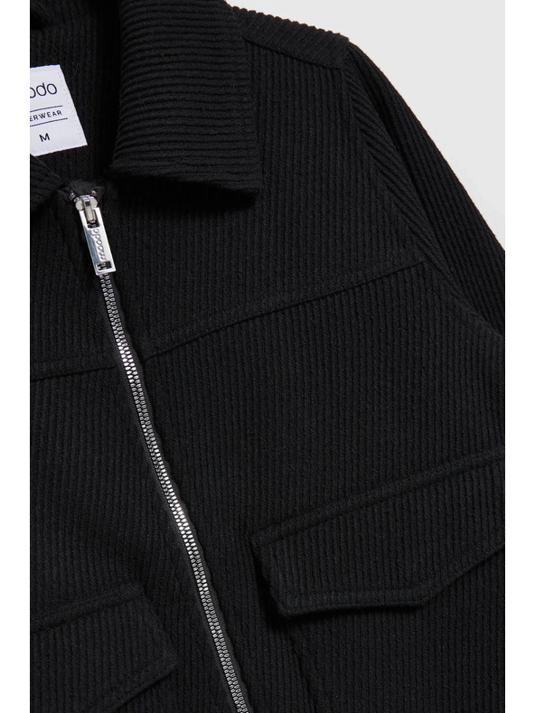Moodo Черно яке с големи джобове Moodo